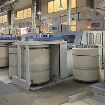 Carding machine automatic bucket change ring device transformation